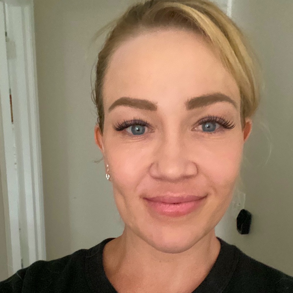 Meet your Posher, Christine